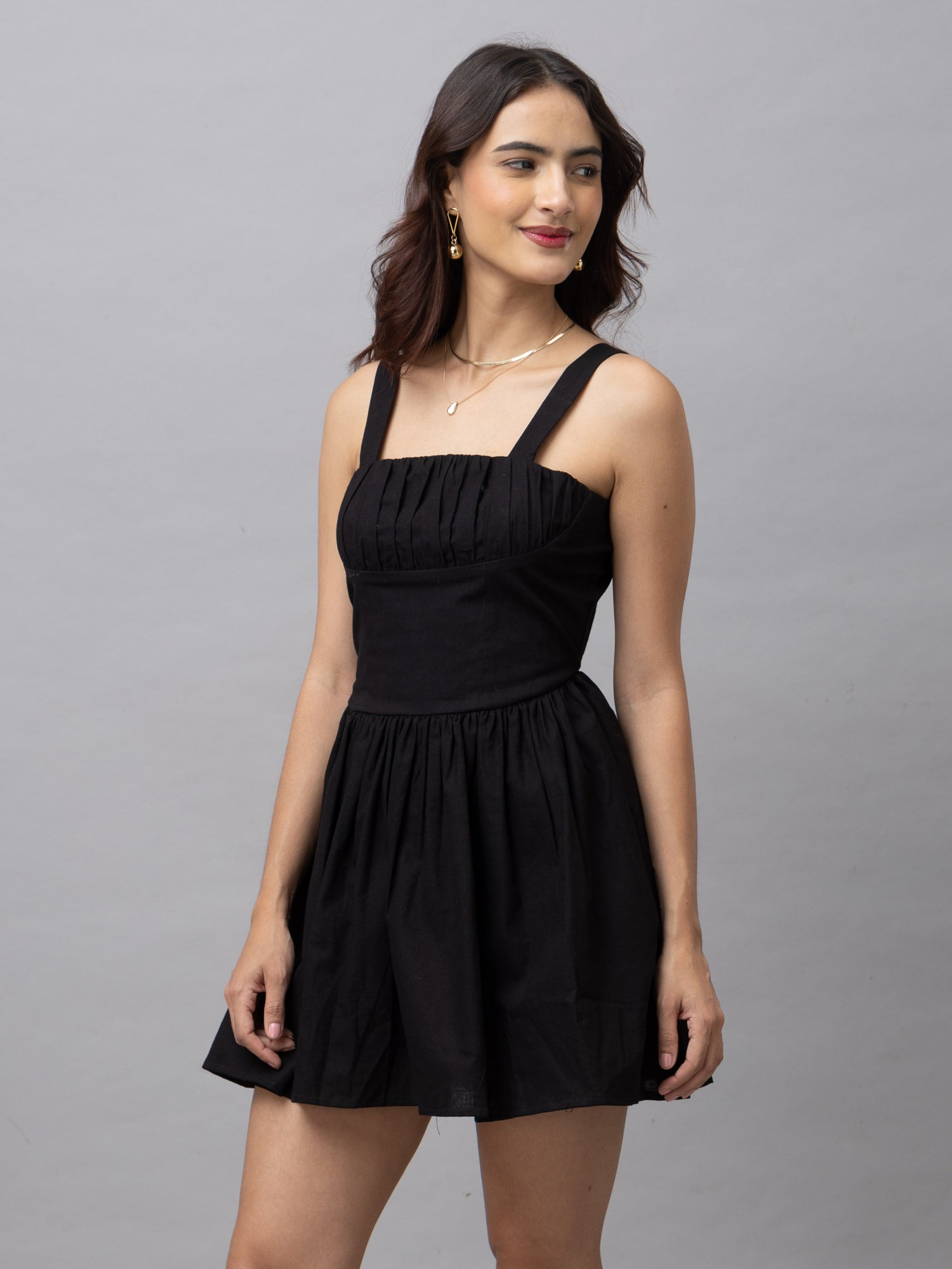 OliviaSolidBlackMiniDress_7.